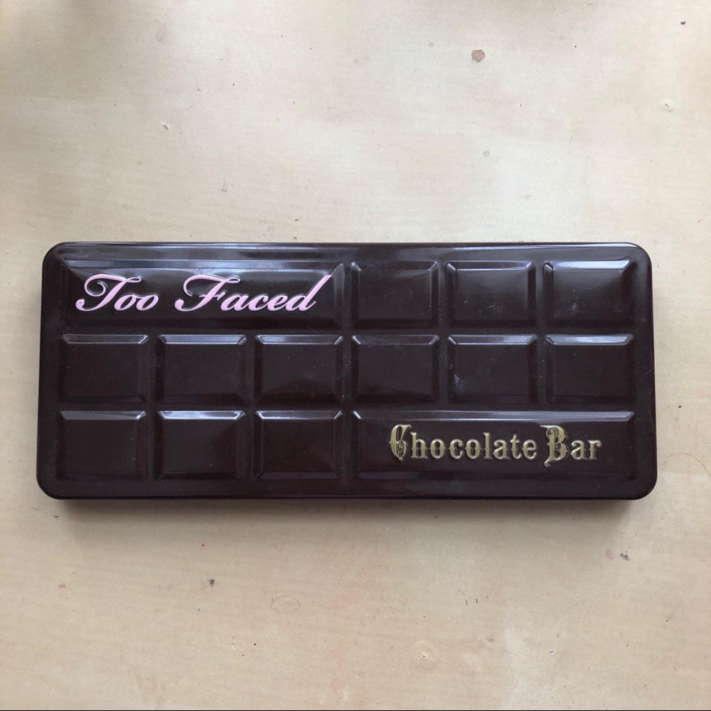 Too faced chocolate bar eyeshadow palette